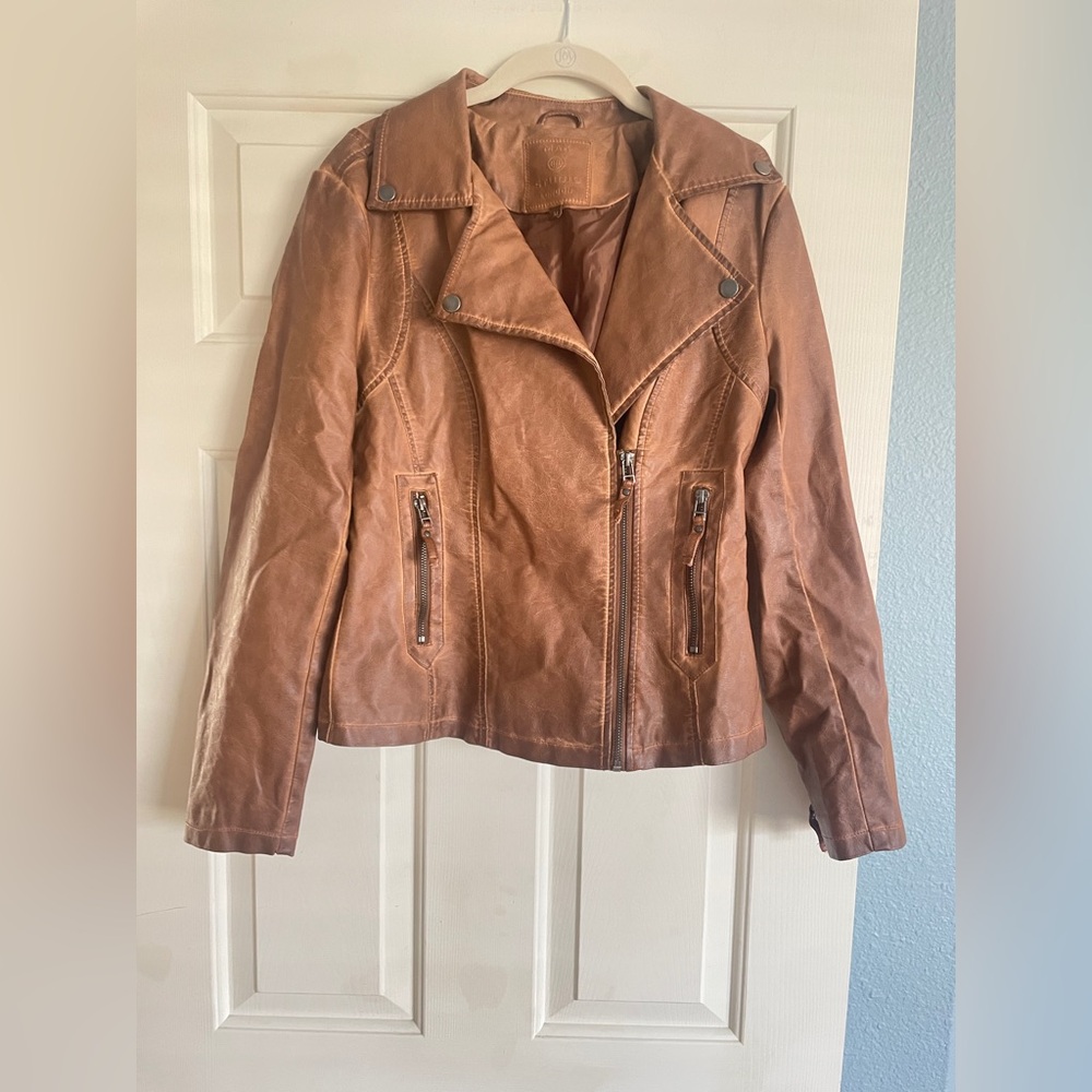 Faux leather jacket Max Studio size medium